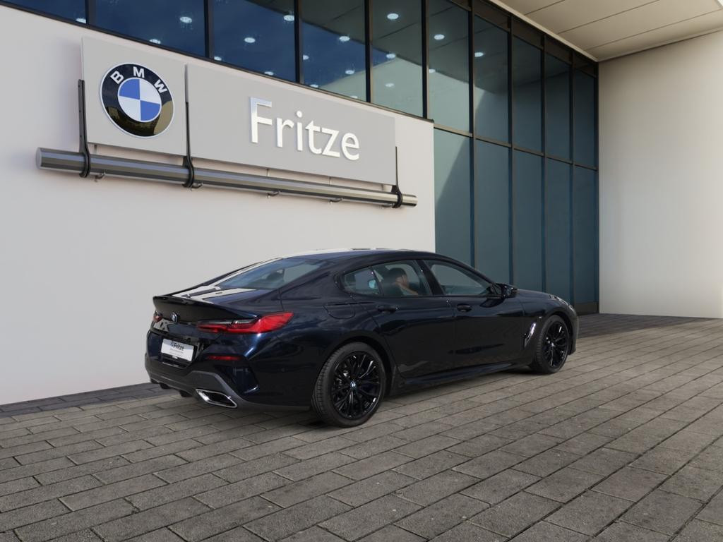 BMW M850