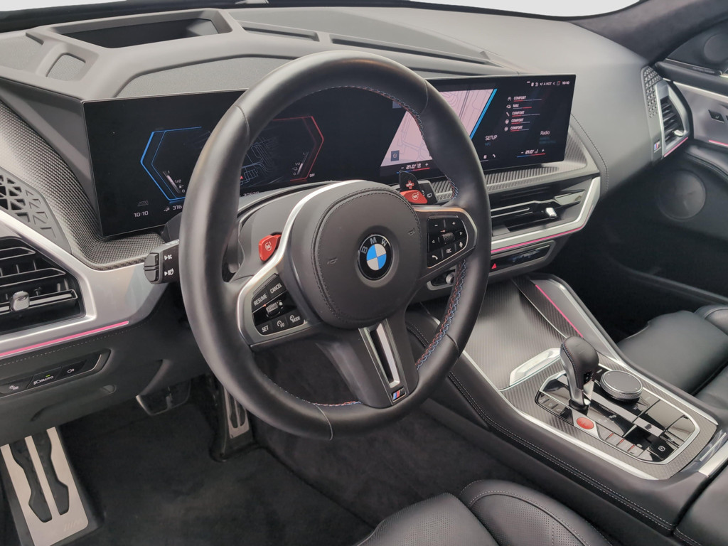 BMW XM
