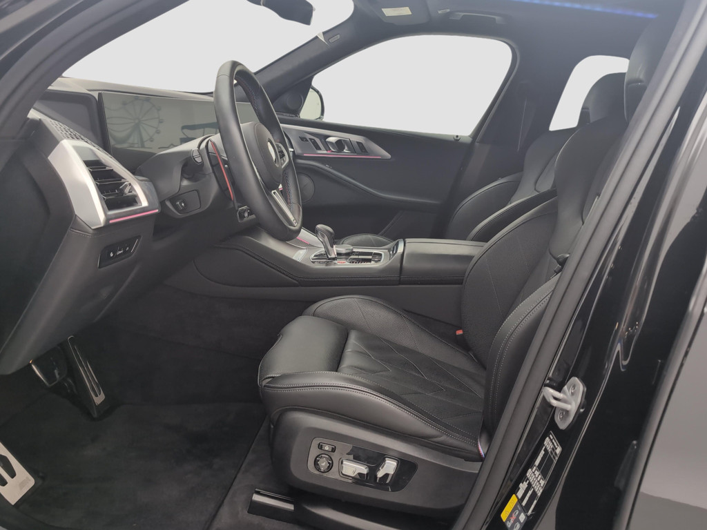BMW XM