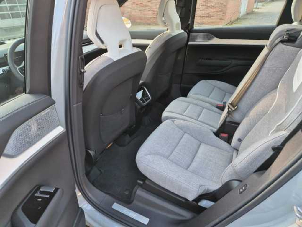 Volvo EX90