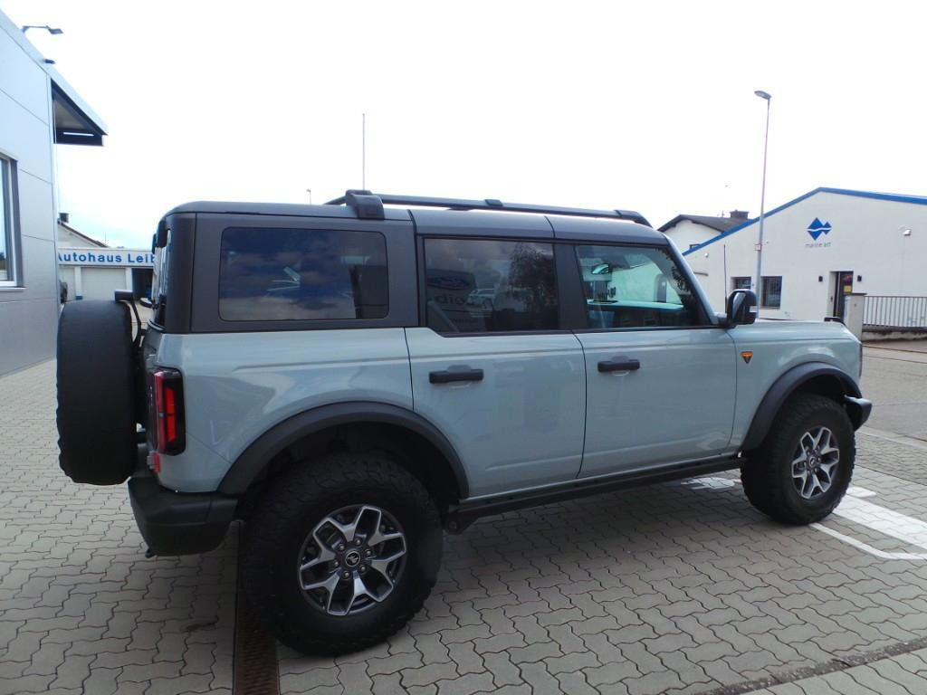 Ford Bronco