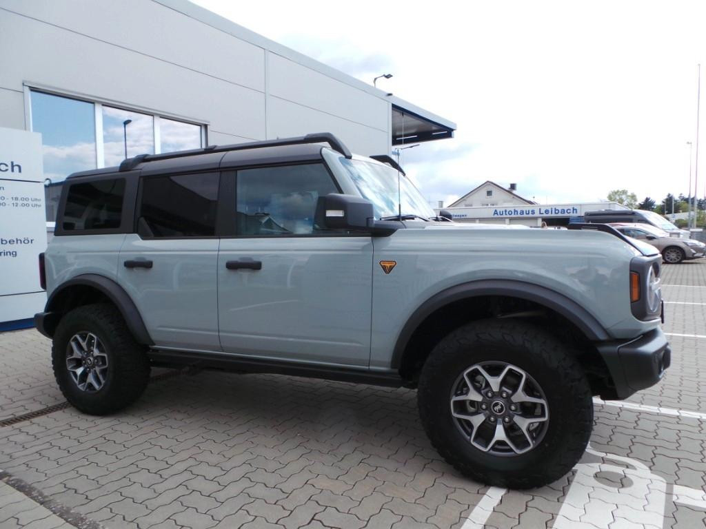Ford Bronco