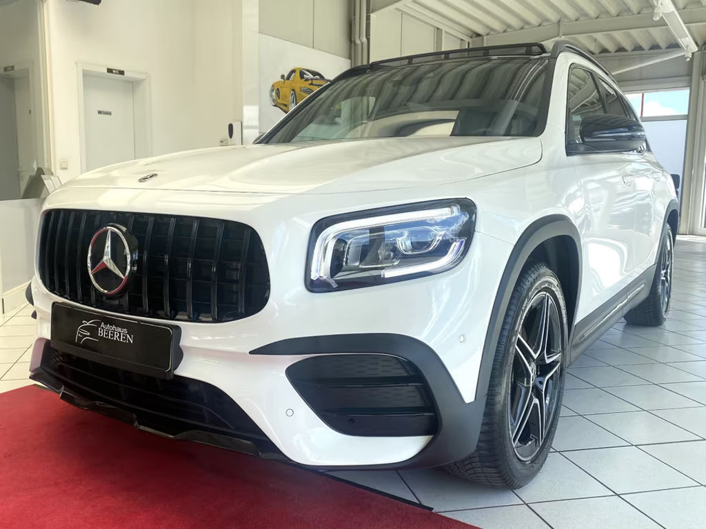 Mercedes-Benz GL-Klasse GLB 200 4MATIC AMG Line