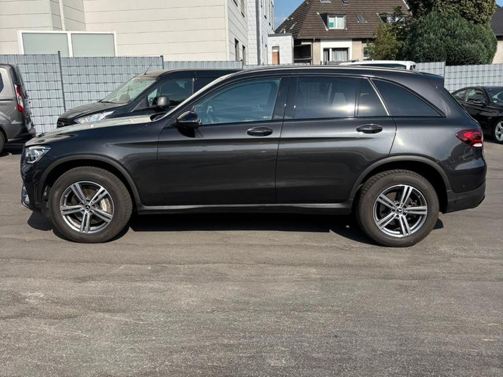 Mercedes-Benz GLC-Klasse GLC 300 4MATIC AMG Line