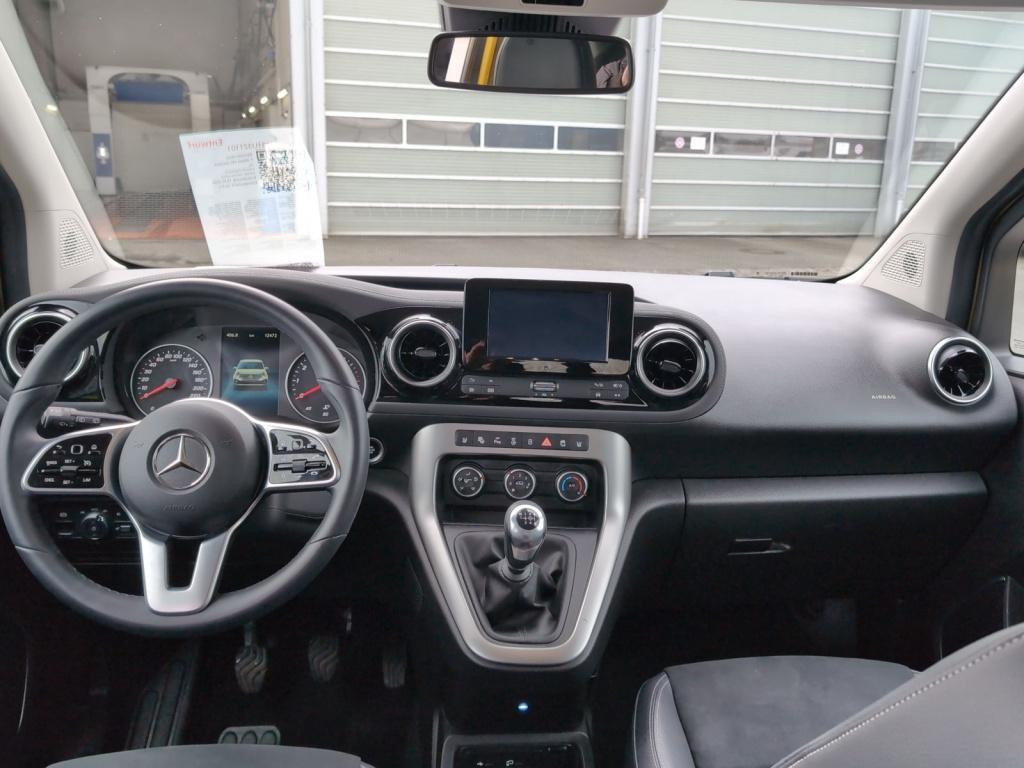 Mercedes-Benz T 180