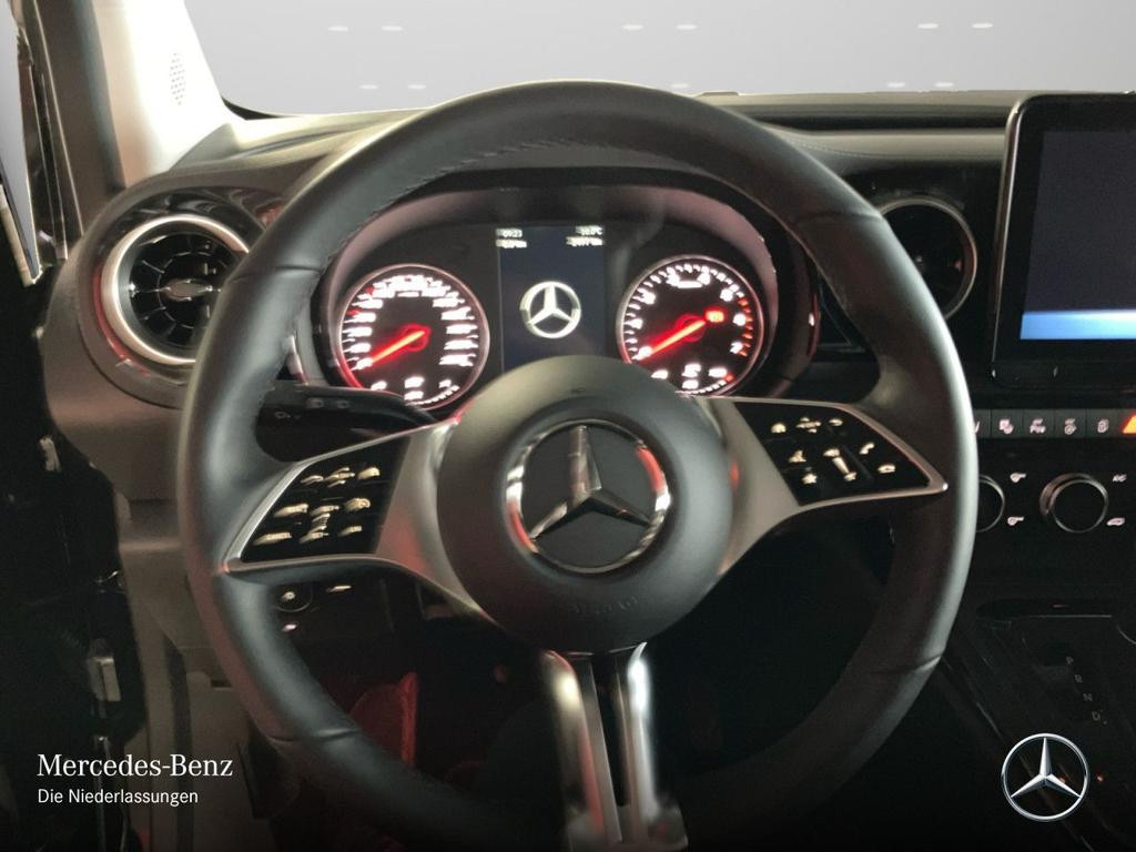 Mercedes-Benz T 180