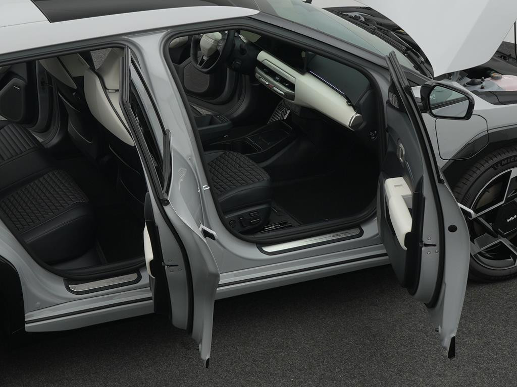 Kia EV4