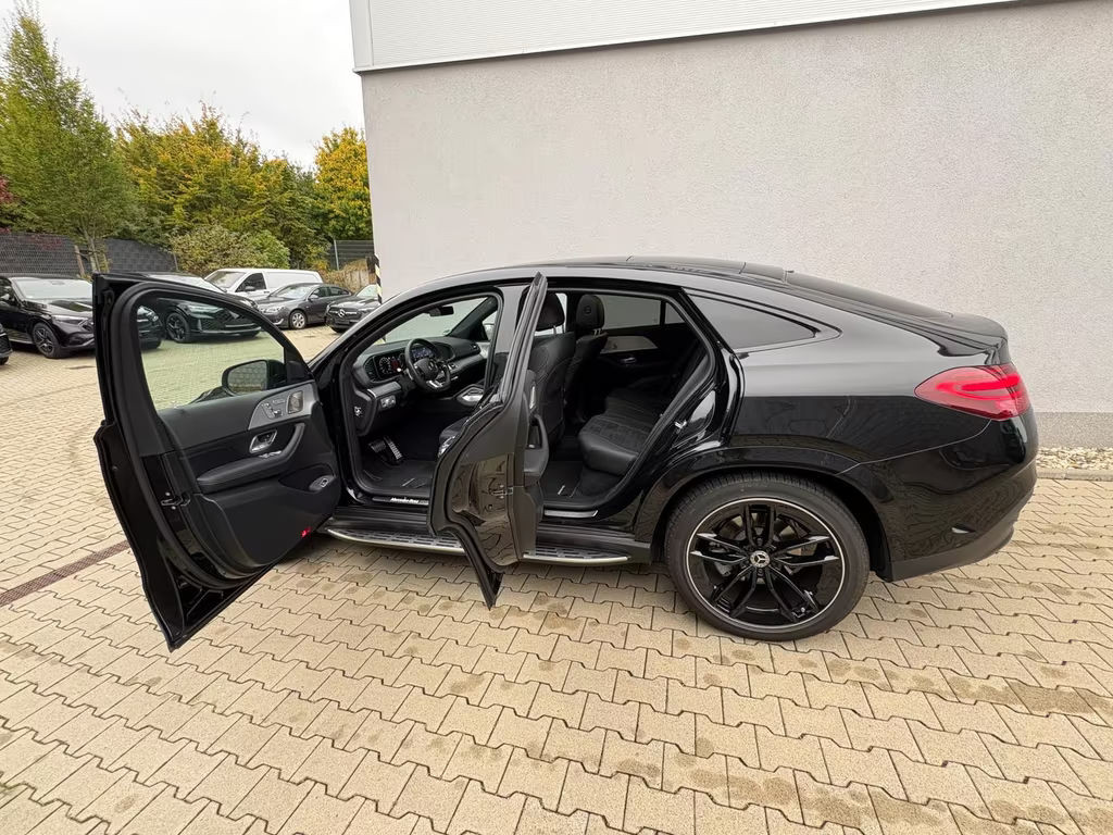 Mercedes-Benz GLE-Klasse GLE 300 4MATIC AMG Line Coupé GLE 300 d