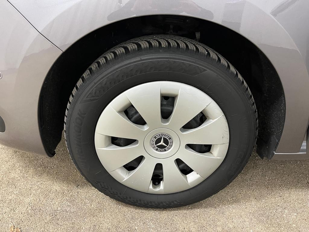 Mercedes-Benz T 180