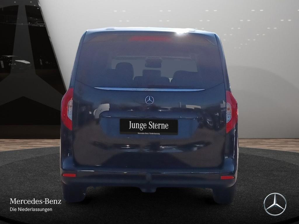 Mercedes-Benz T 180