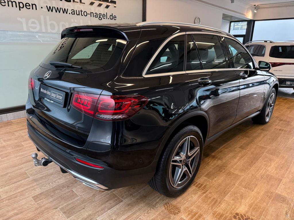Mercedes-Benz GLC-Klasse GLC 300 4MATIC AMG Line GLC 300 e