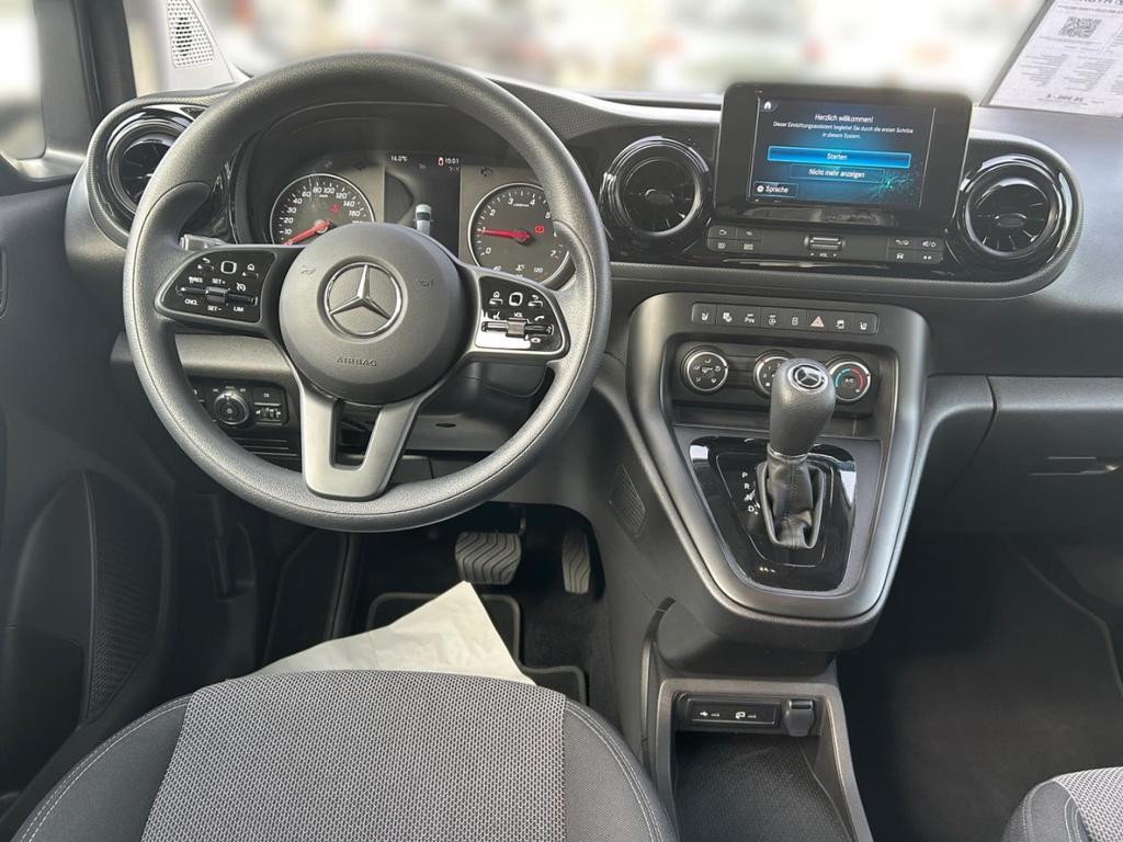 Mercedes-Benz T 180