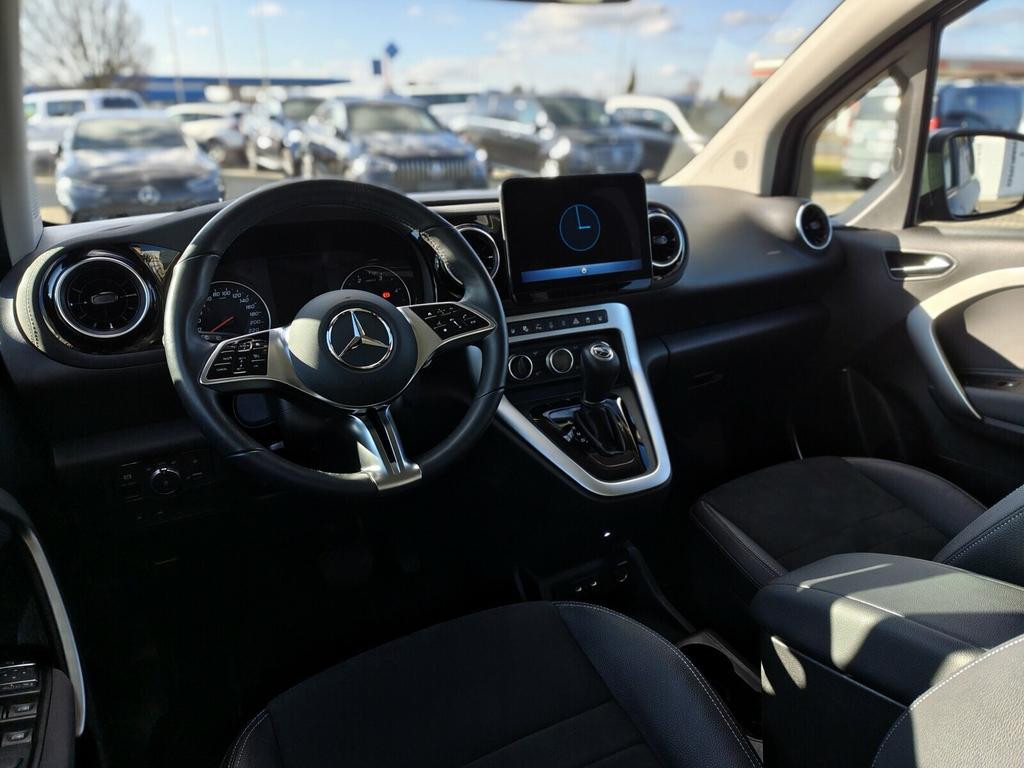 Mercedes-Benz T 180