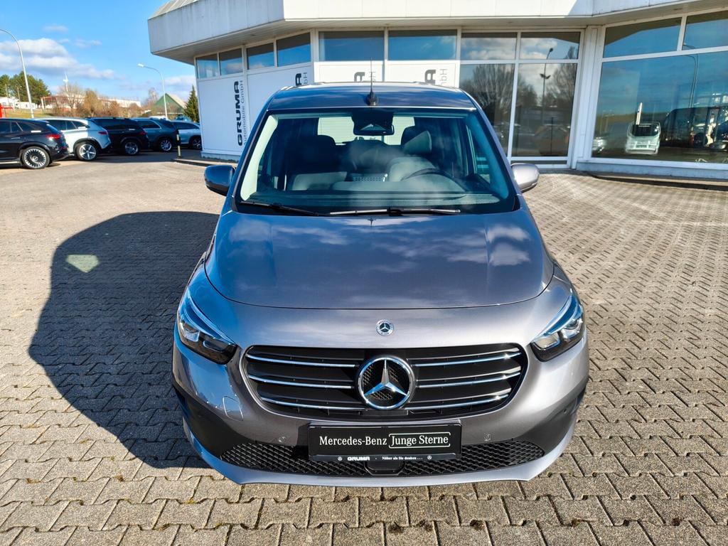 Mercedes-Benz T 180
