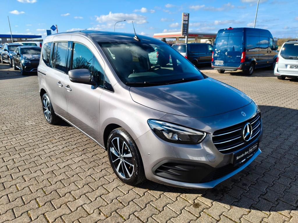 Mercedes-Benz T 180