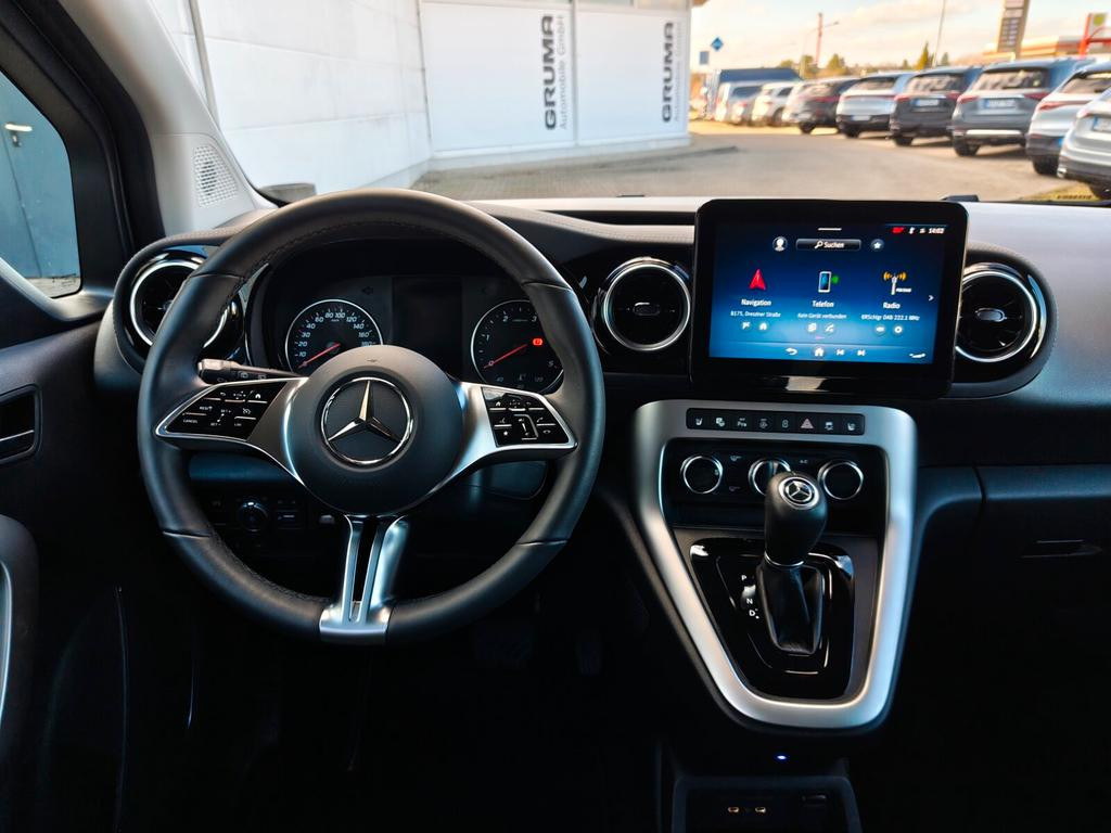 Mercedes-Benz T 180