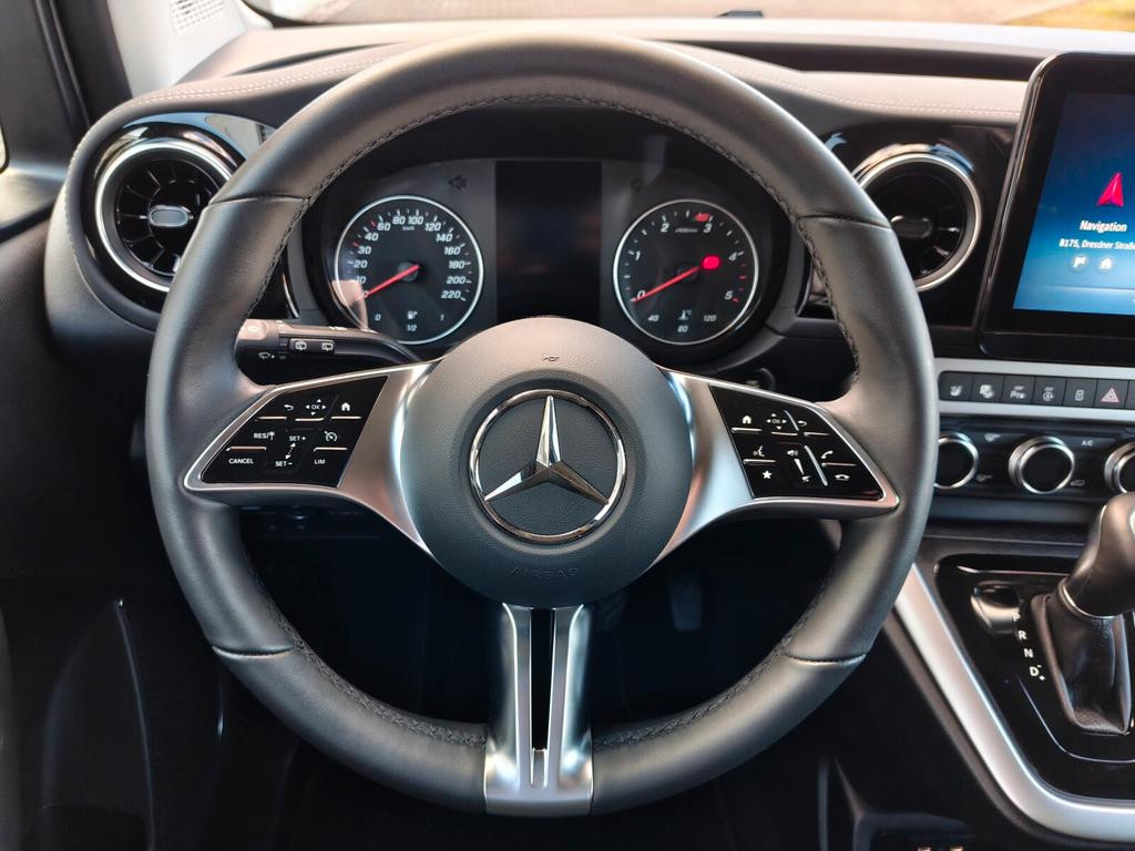Mercedes-Benz T 180