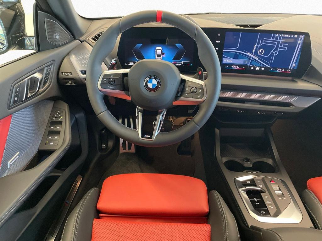 BMW M235