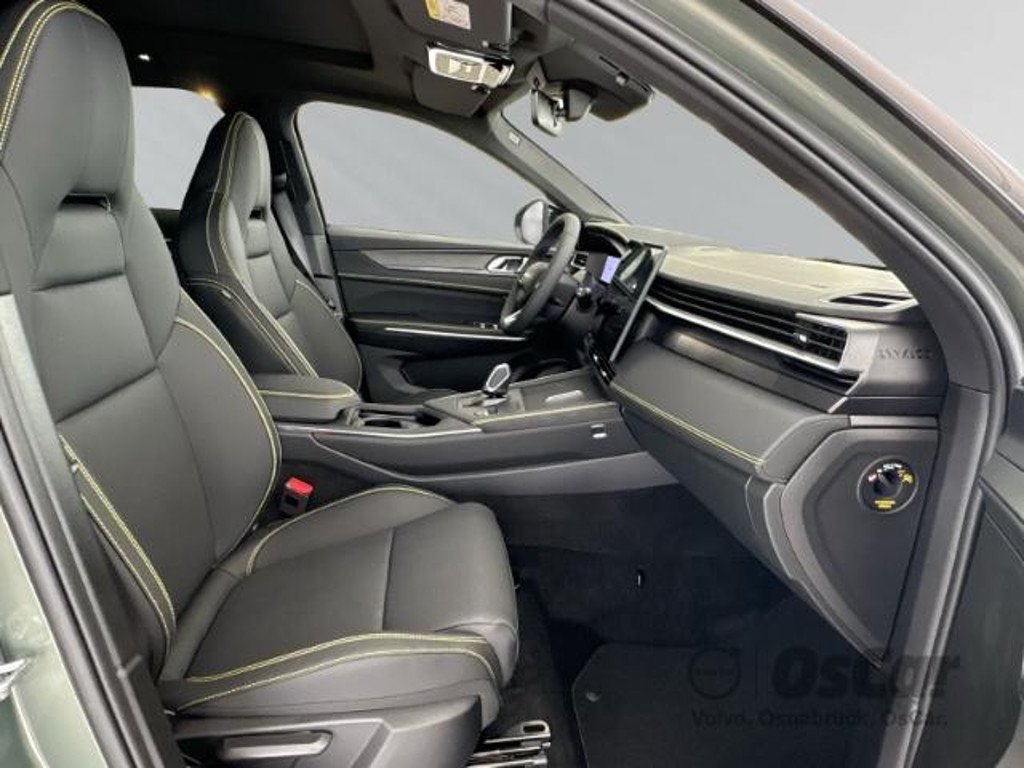 Lynk&Co 01