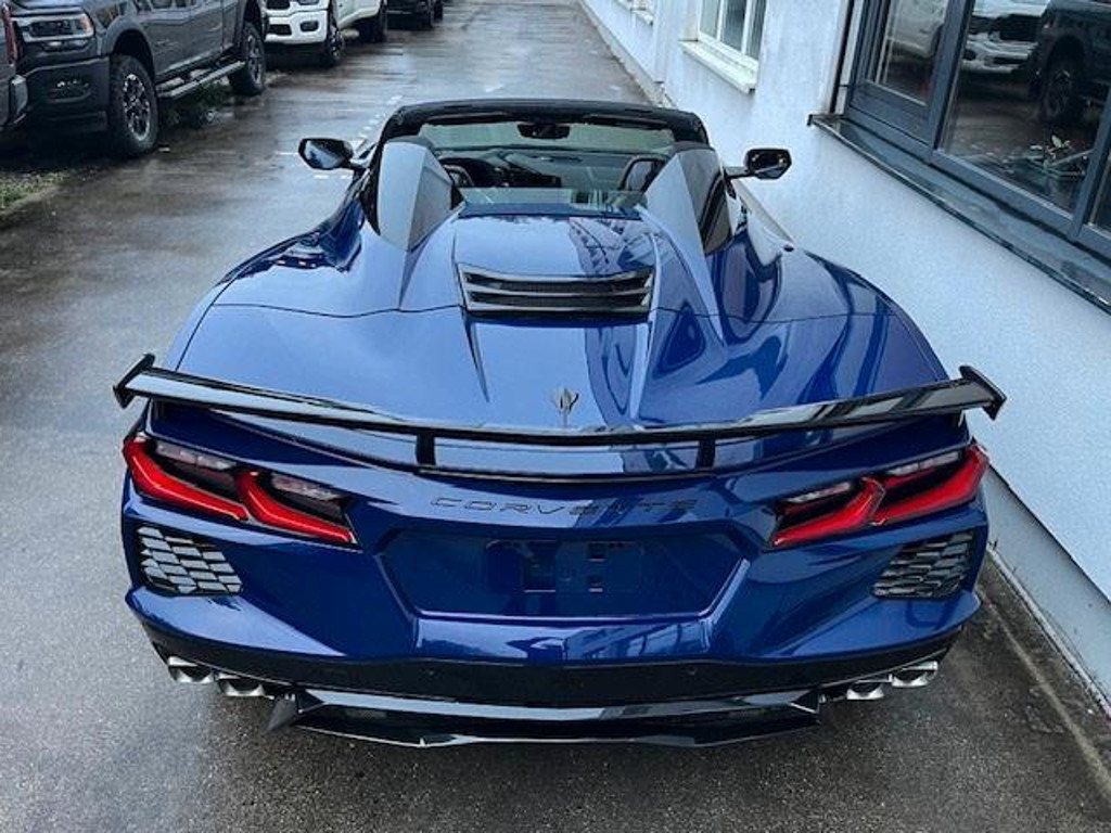 Corvette C8