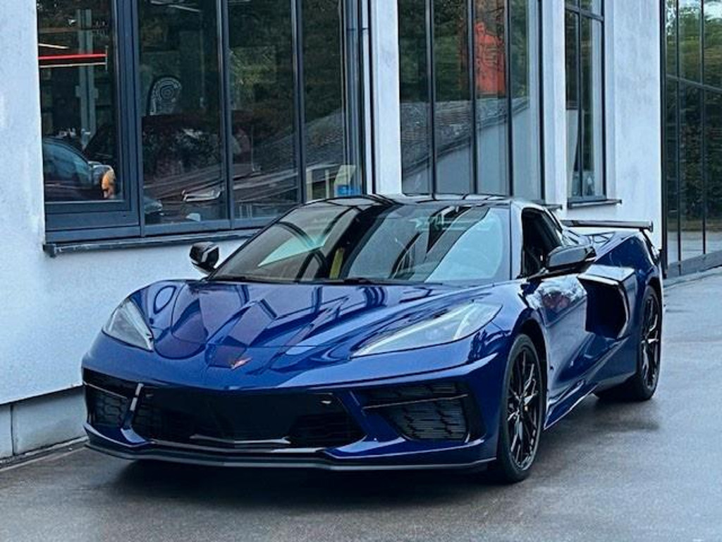 Corvette C8