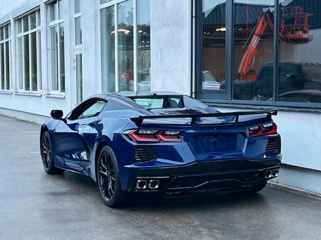 Corvette C8