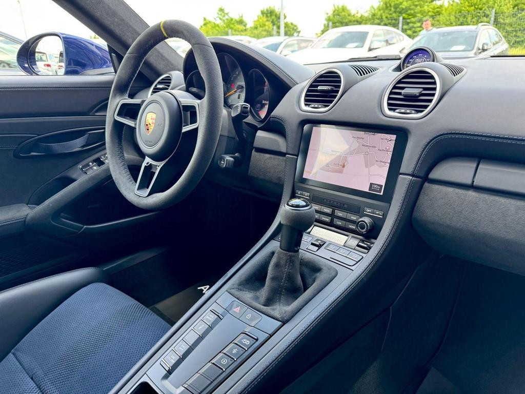 Porsche Cayman