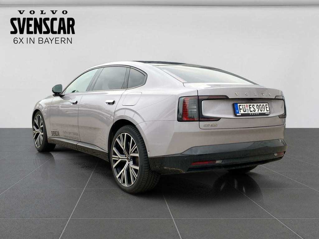 Volvo ES90