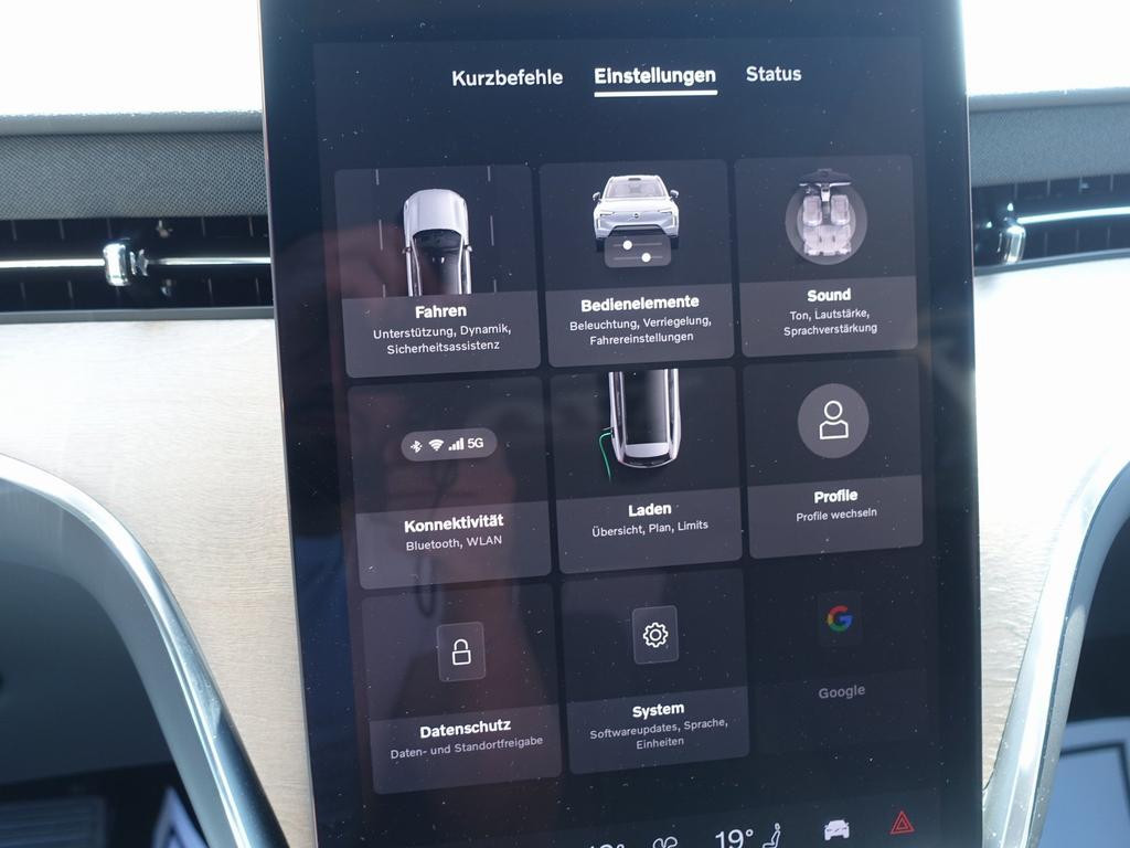 Volvo EX90