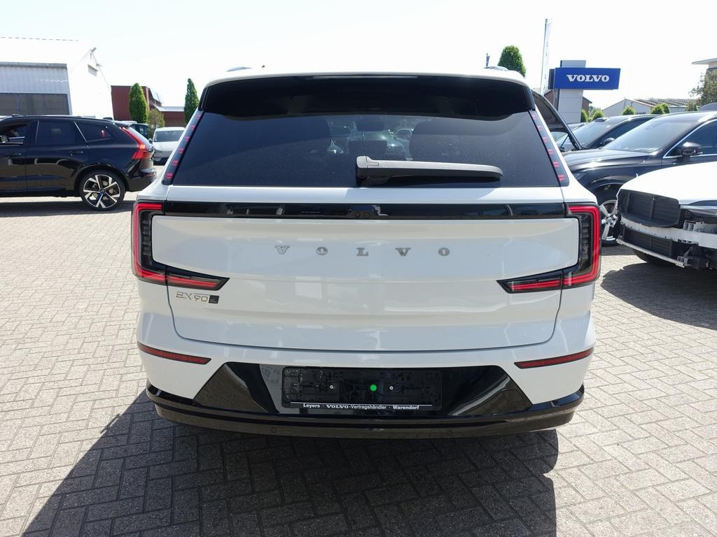 Volvo EX90