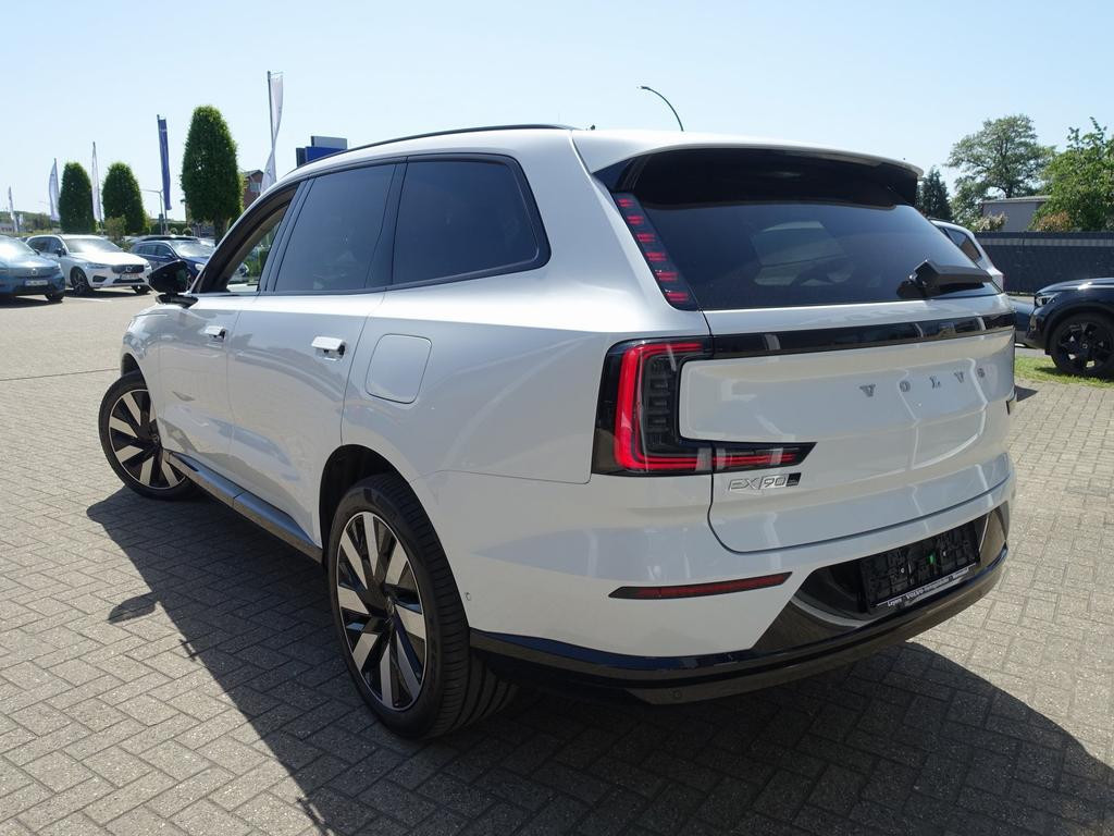 Volvo EX90