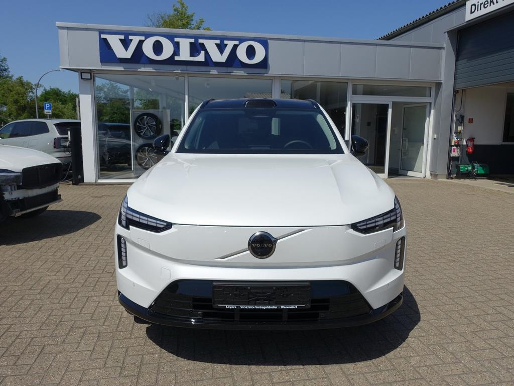 Volvo EX90