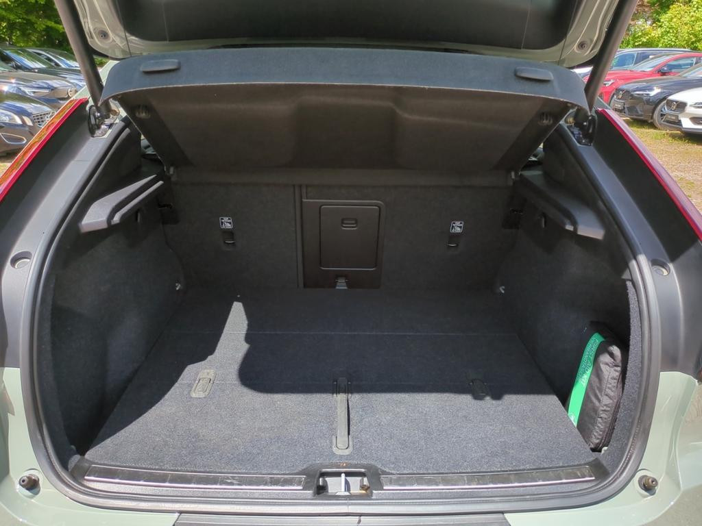 Volvo C40