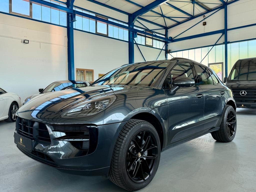 Porsche Macan S