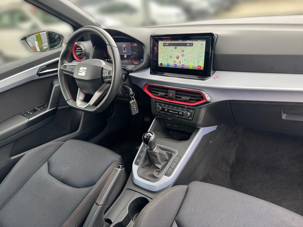 Seat Arona