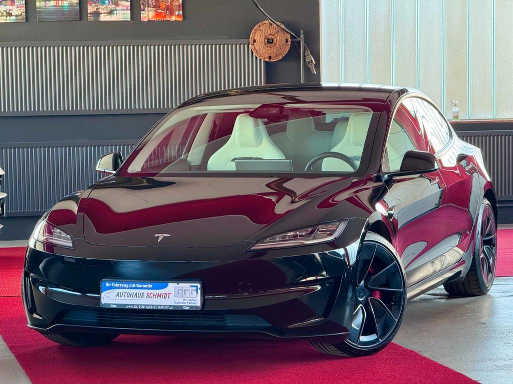 Tesla Model 3 Performance Dual Motor AWD