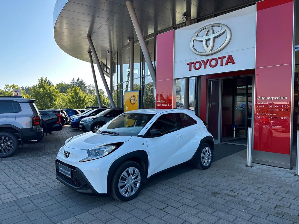 Toyota Aygo X Business