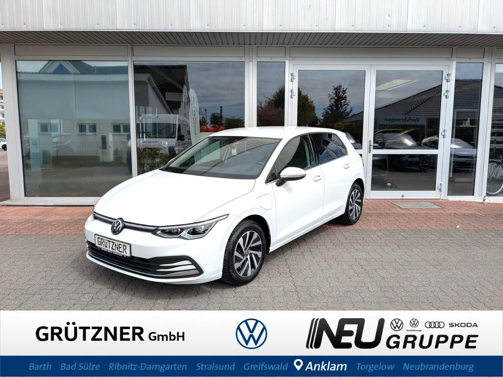 Volkswagen Golf Style eHybrid Golf VIII