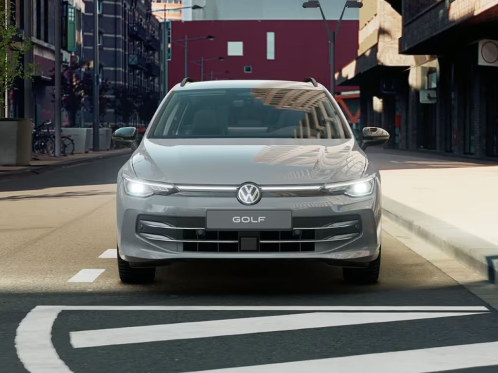 Volkswagen Golf Life Variant