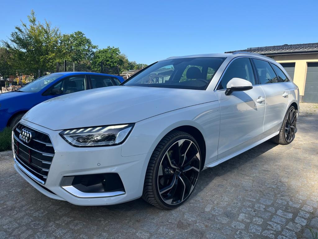 Audi A4 Avant 40 TFSI