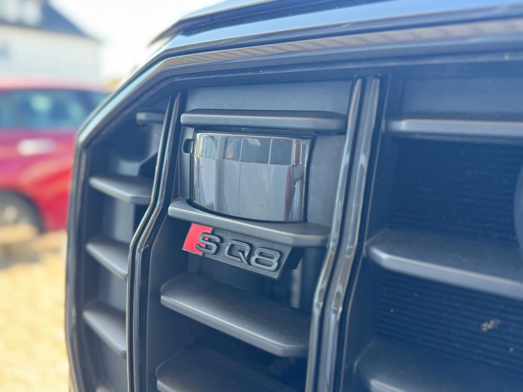Audi SQ8
