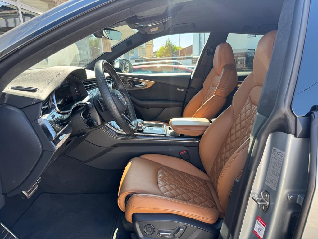 Audi SQ8