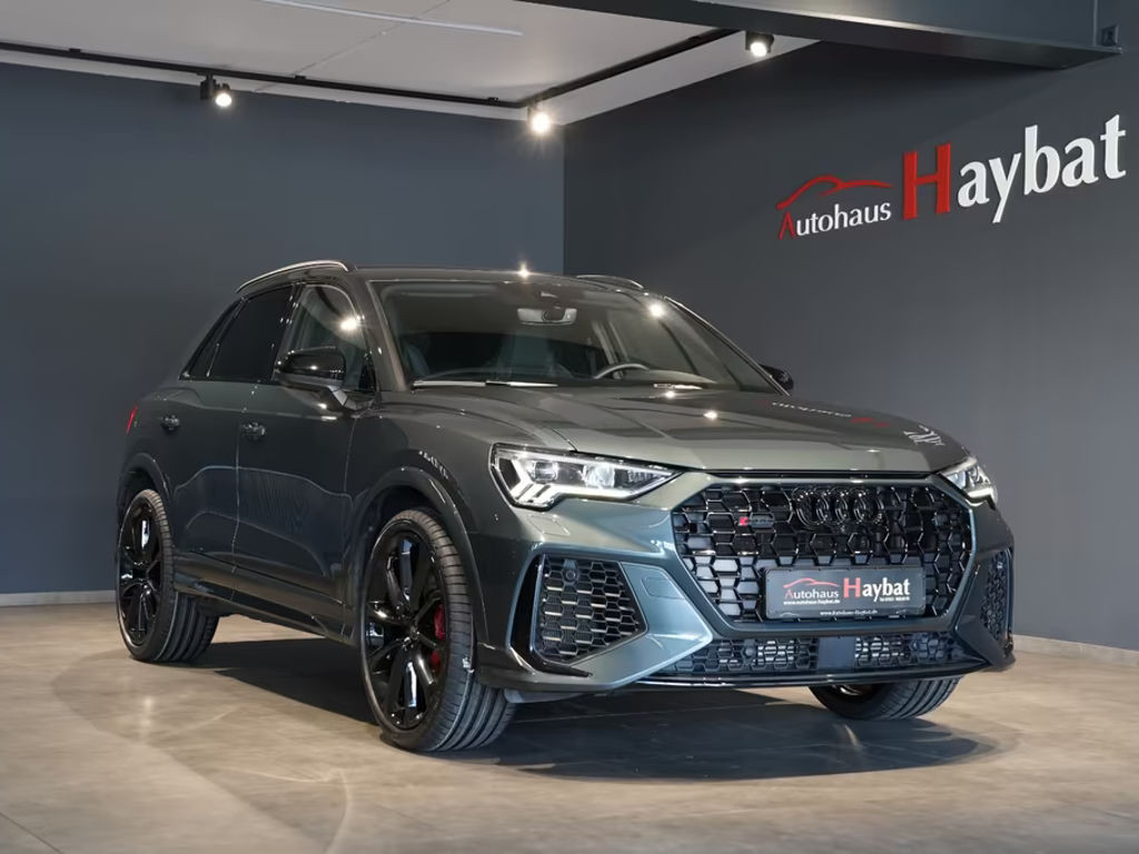 Audi RS Q3 Indi-RS Sitz Abgas-Matrix-Sonos-360-ACC-AHK