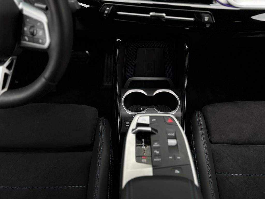 BMW iX2