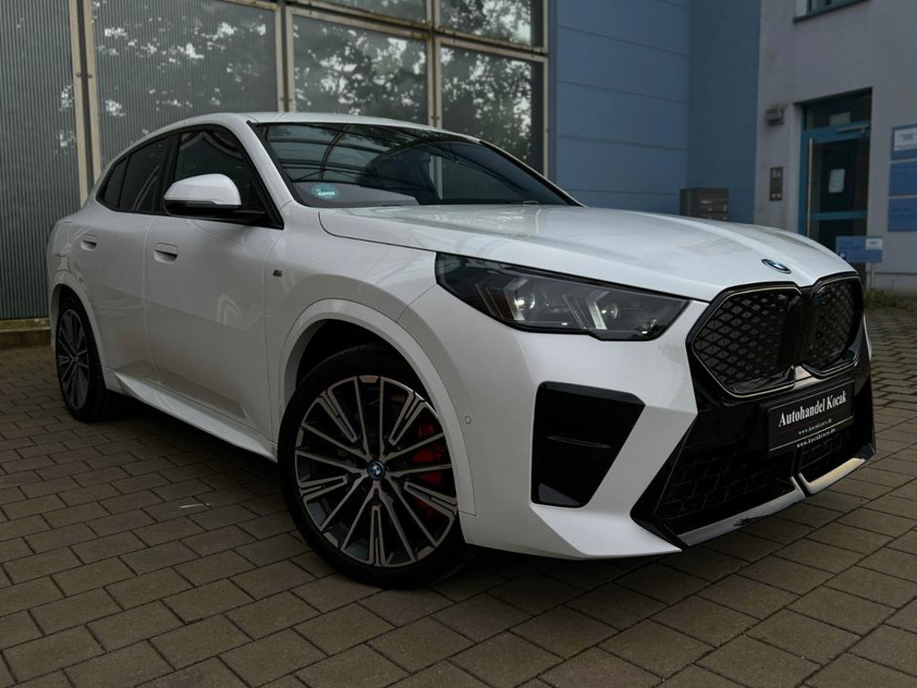 BMW iX2