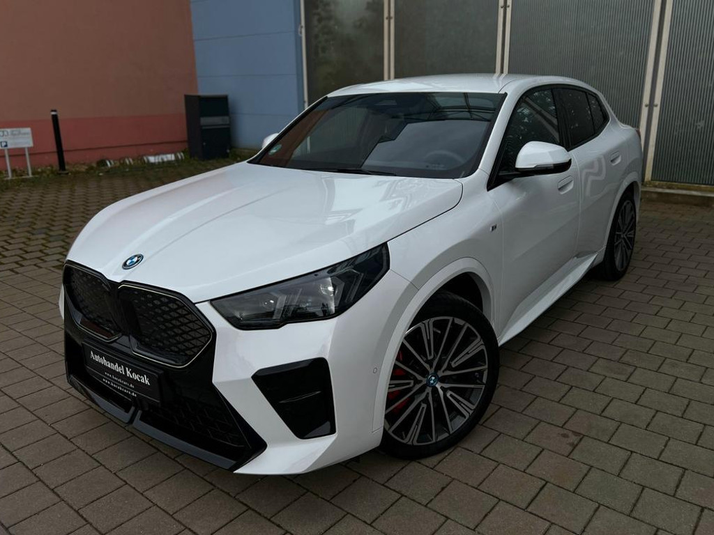 BMW iX2