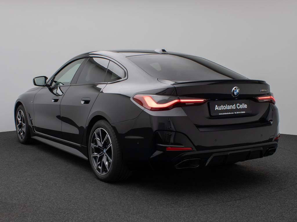 BMW M440