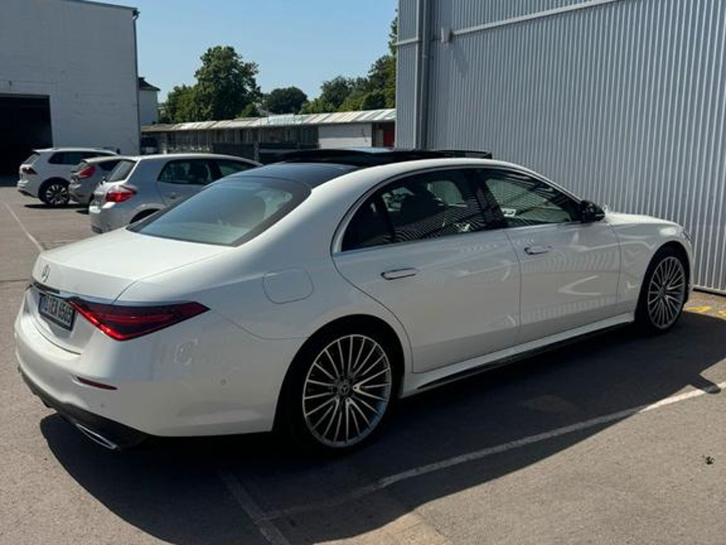Mercedes-Benz S-Klasse