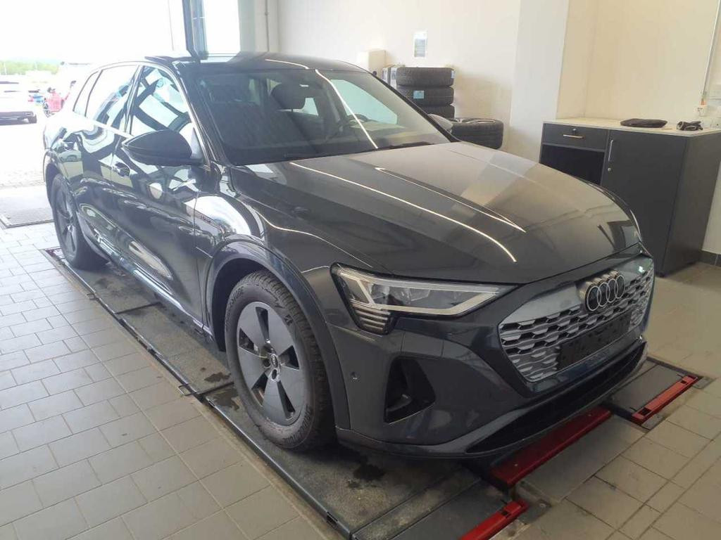 Audi Q8 e-tron 50