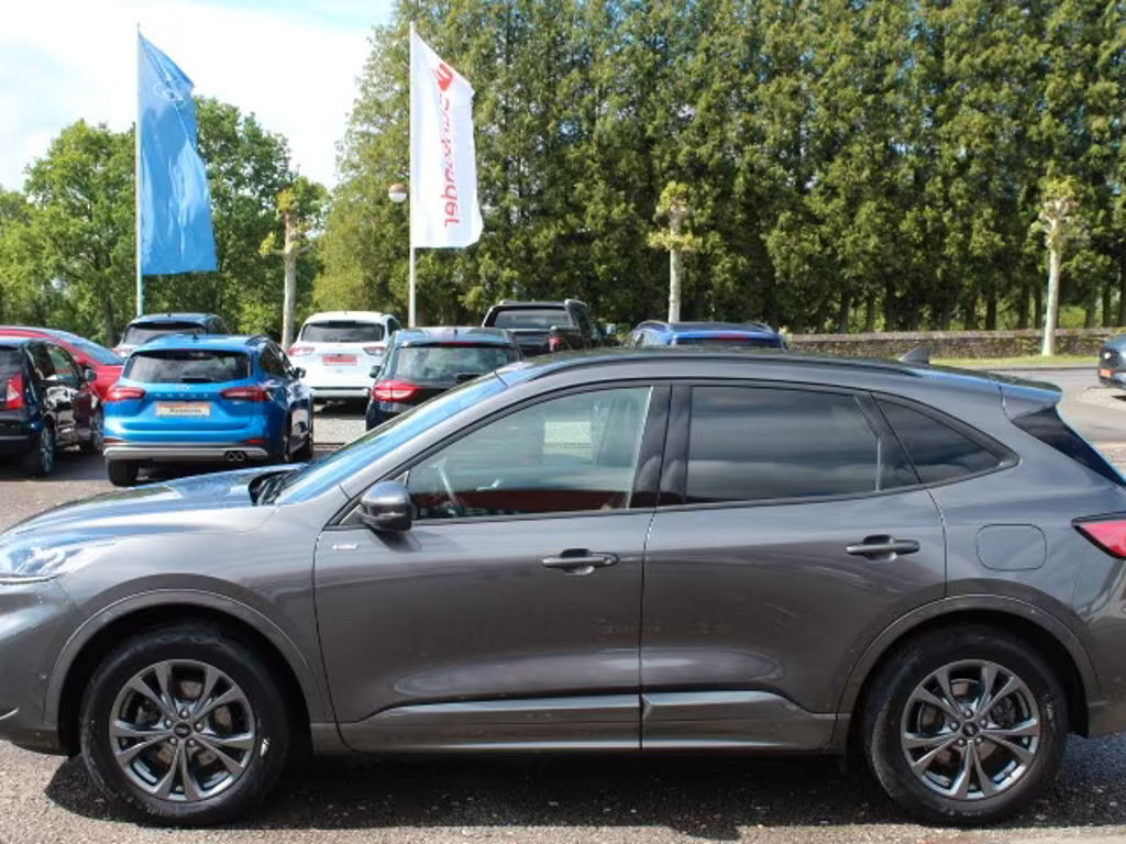 Ford Kuga ST Line Hybrid X